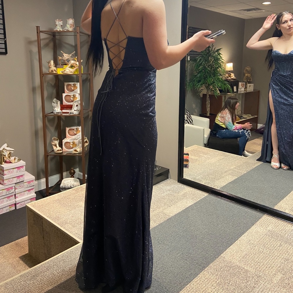 Prom dress - Picture 3 of 4